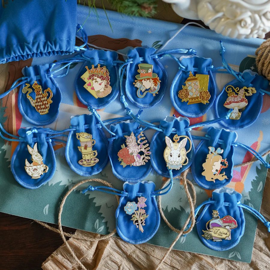 Alice in Wonderland UN-Holiday Pin Countdown