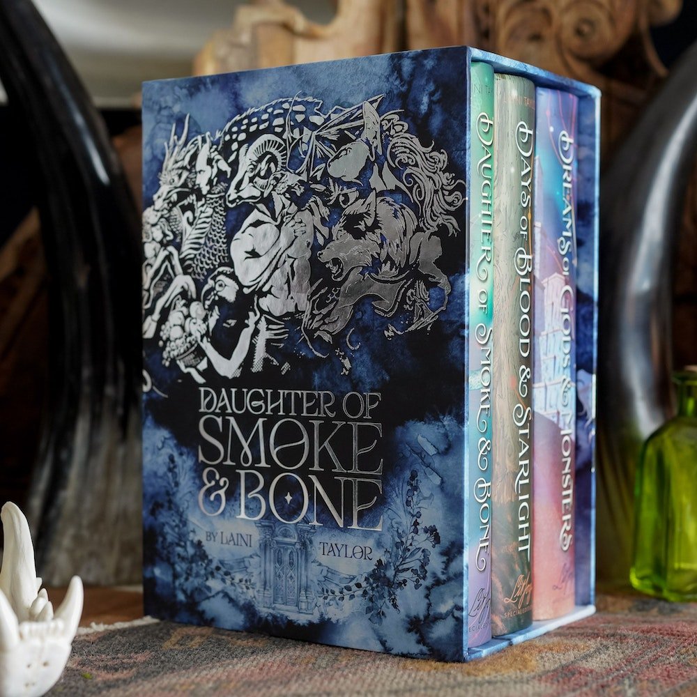 Laini Taylor Daughter of Smoke and Bone Series Box Set with custom covers and art pages